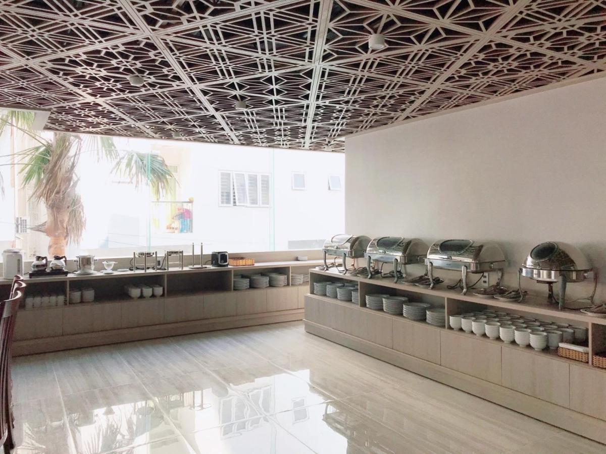 Holiday 2 Hotel Кан То Екстериор снимка