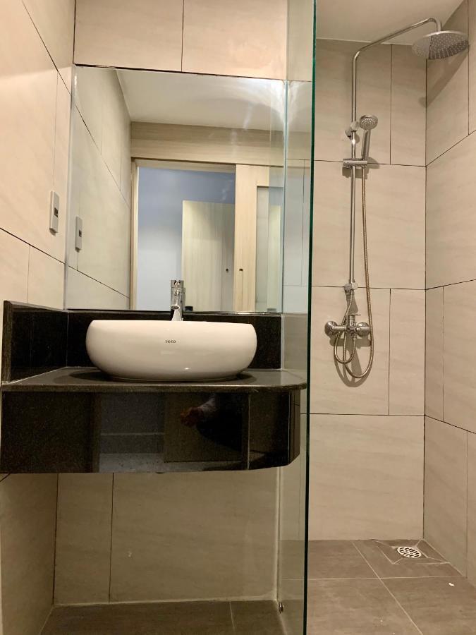 Holiday 2 Hotel Кан То Екстериор снимка