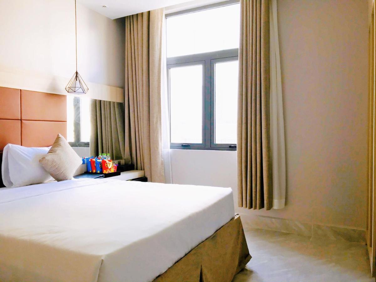 Holiday 2 Hotel Кан То Екстериор снимка
