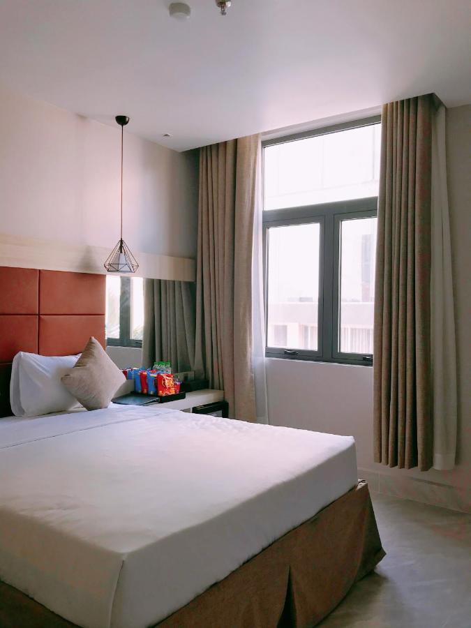 Holiday 2 Hotel Кан То Екстериор снимка