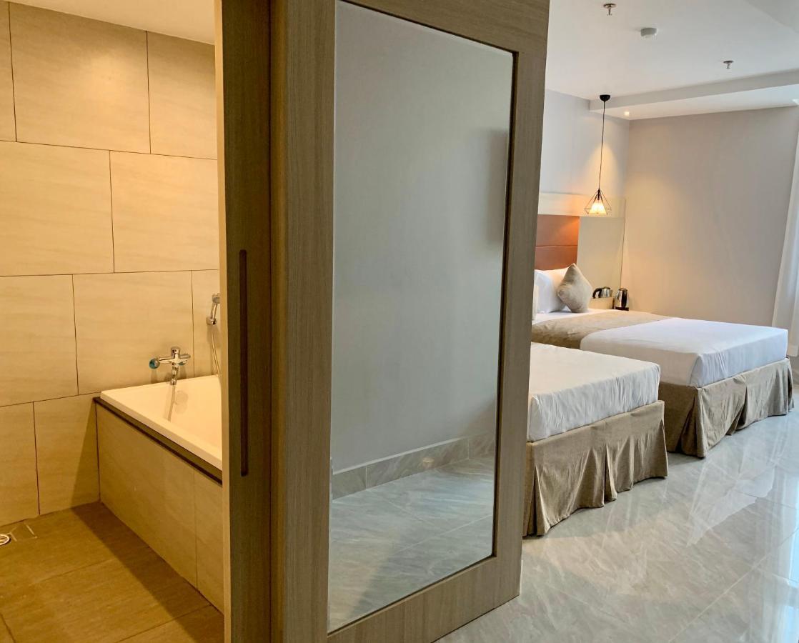 Holiday 2 Hotel Кан То Екстериор снимка
